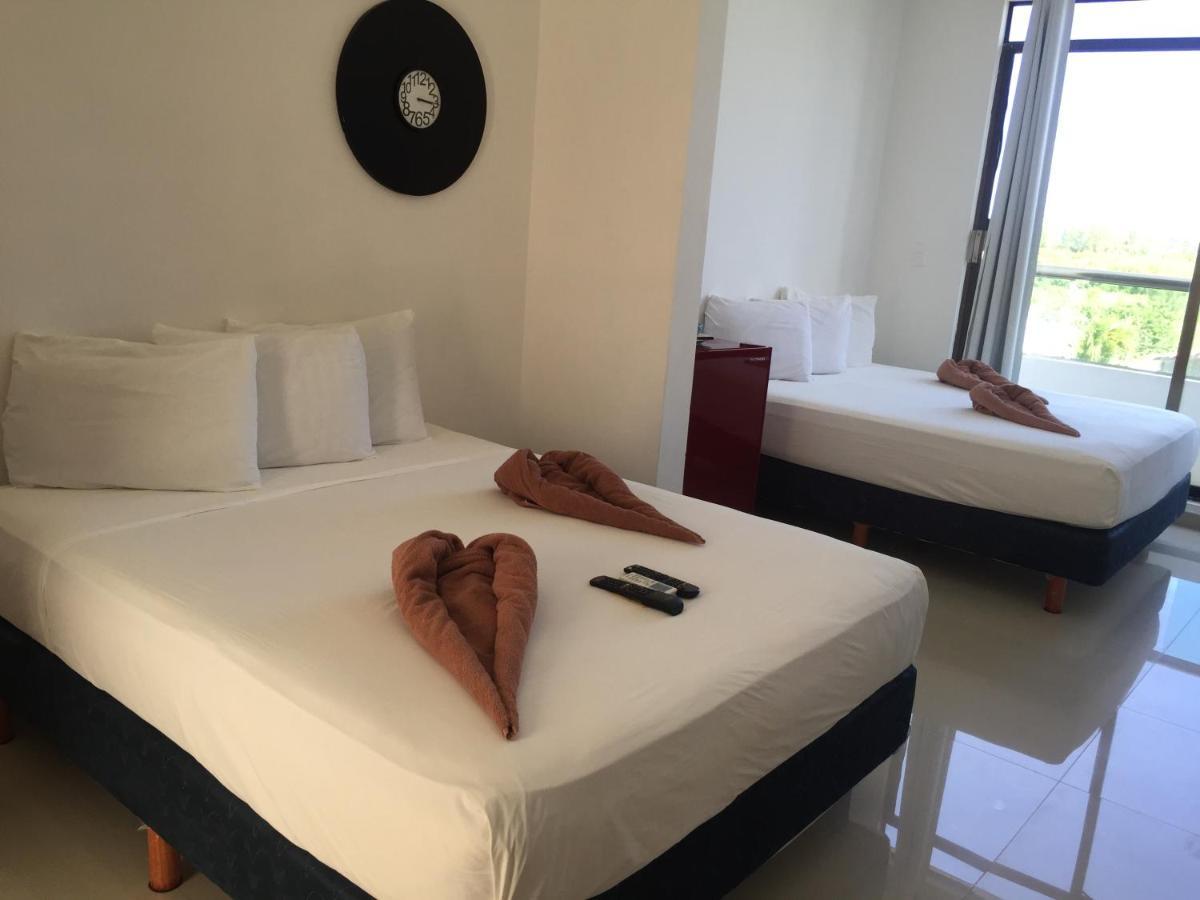 Encantada Condo Playa del Carmen Eksteriør billede